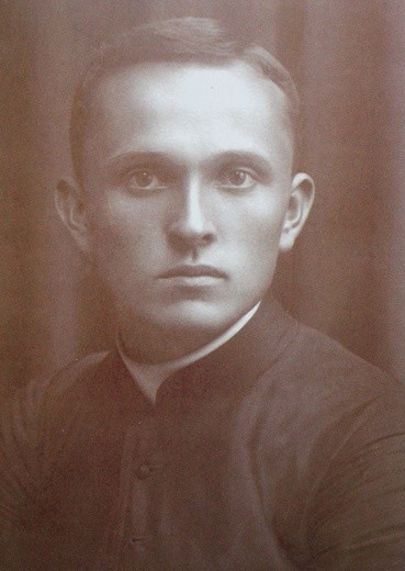 Ks. Stefan Zielonka, urodzony w 1908 r. w Płocku, zginął w 1945 r. w Dachau.