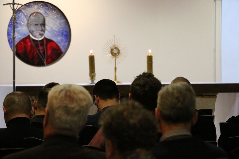 Rekolekcje dla nadzwyczajnych szafarzy Komunii św. Część I