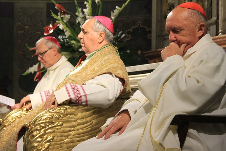 Episkopat w Płocku. Msza w katedrze