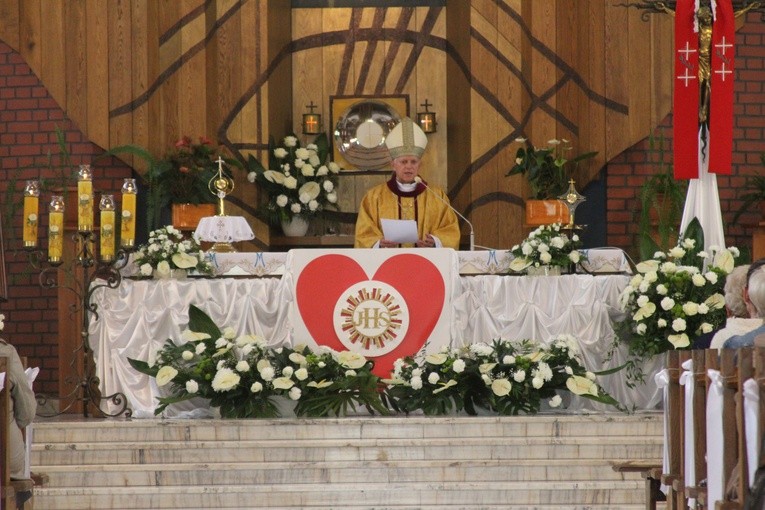 Abp Mieczysław Mokrzycki w Mławie. Cz. I