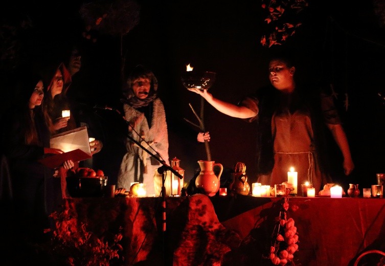 "Dziady" w wykonaniu teatru Proskenion