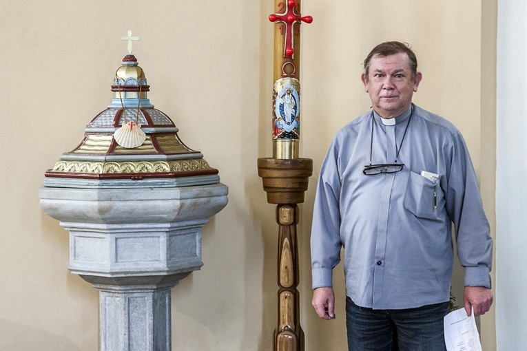 Odnowione wnętrze kościoła św. Marcina w Starych Tarnowicach