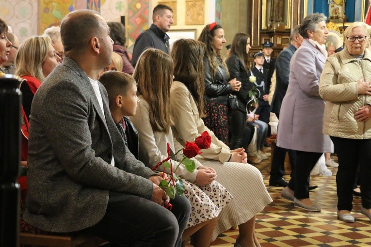 Niedzbórz. Wprowadzenie relikwii św. Rity