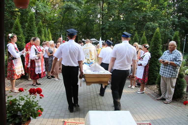 Skępe. Procesja Zaśnięcia NMP