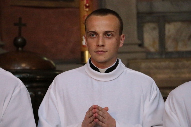 Święcenia diakonatu