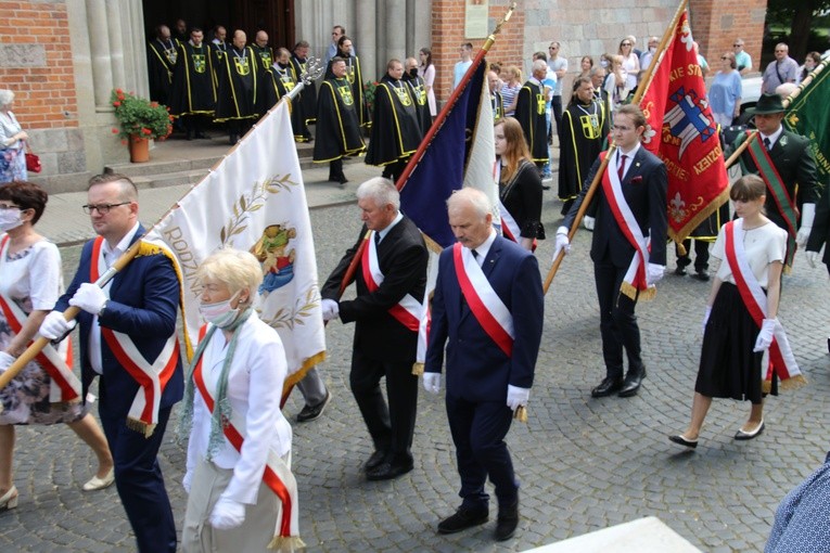 Płock. Poświęcenie mozaiki w oknie papieskim