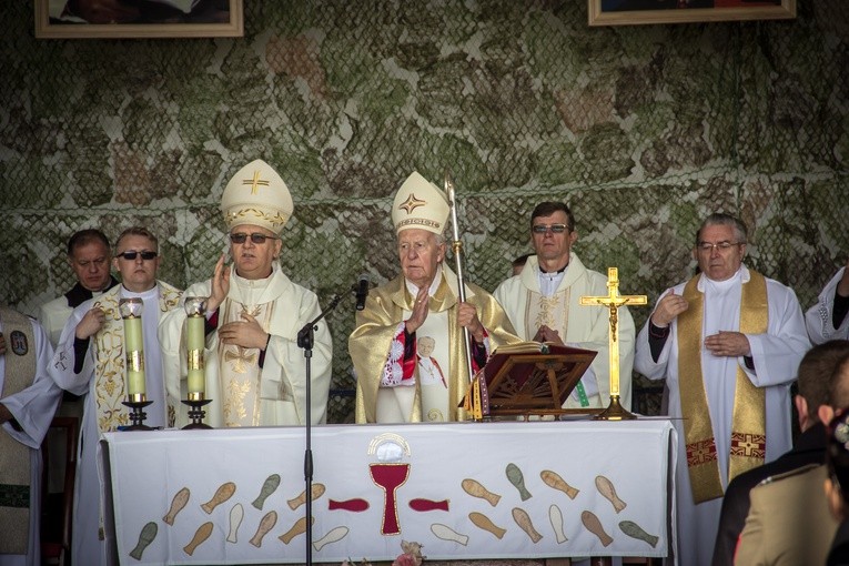 Dzień Pamięci kard. Wyszyńskiego i JPII
