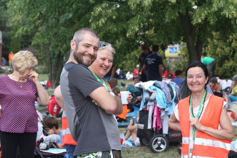 Pielgrzymka 2019. Obiad w Gostyninie