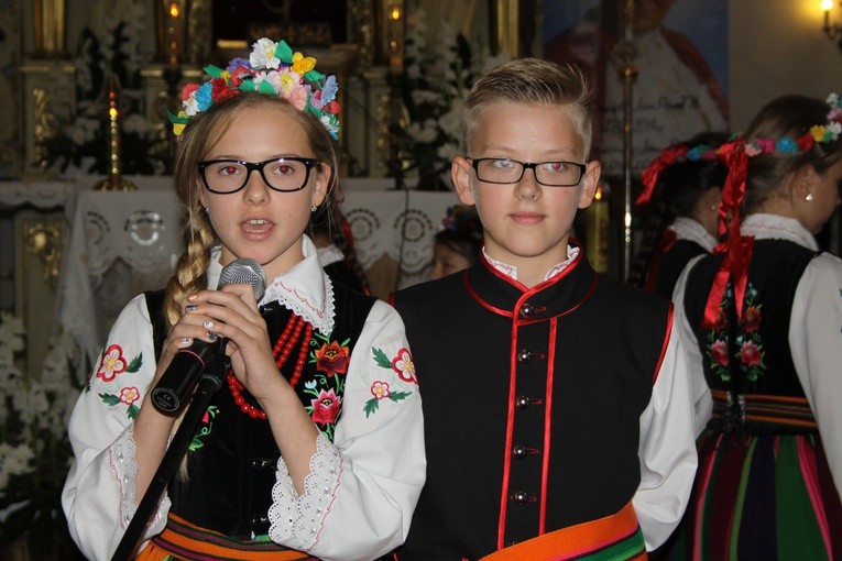 Poświęcenie prac remonotowo-budowlanych w kościele św. Anny w Kobylnikach 