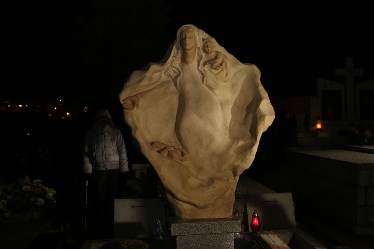 Pochówek dzieci utraconych w Przasnyszu