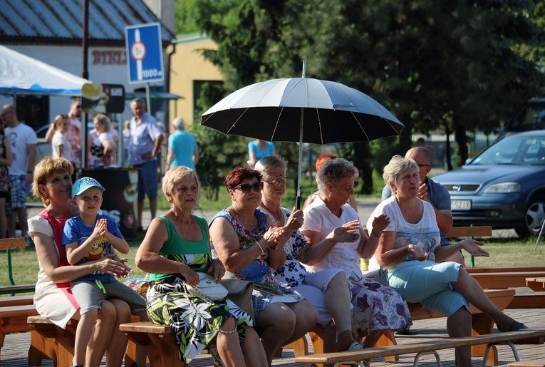 Uwielbienie w Ryjewie