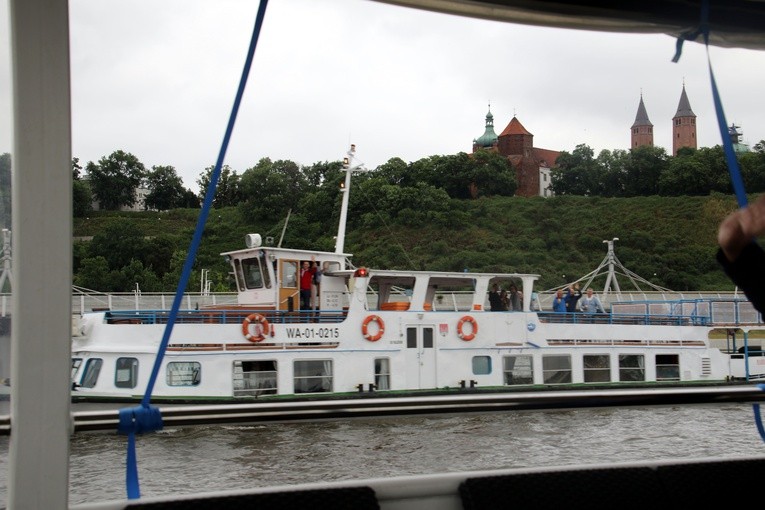Płock. Pielgrzymka wodniaków