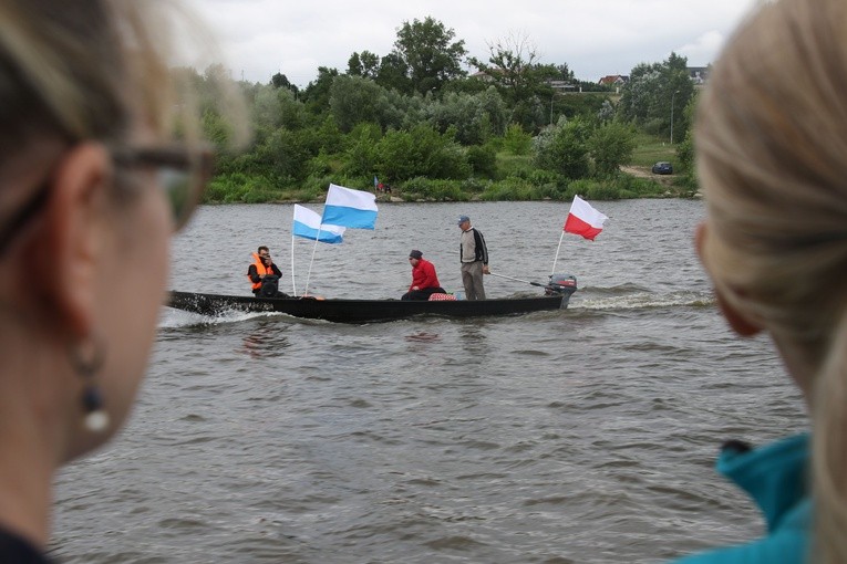 Płock. Pielgrzymka wodniaków