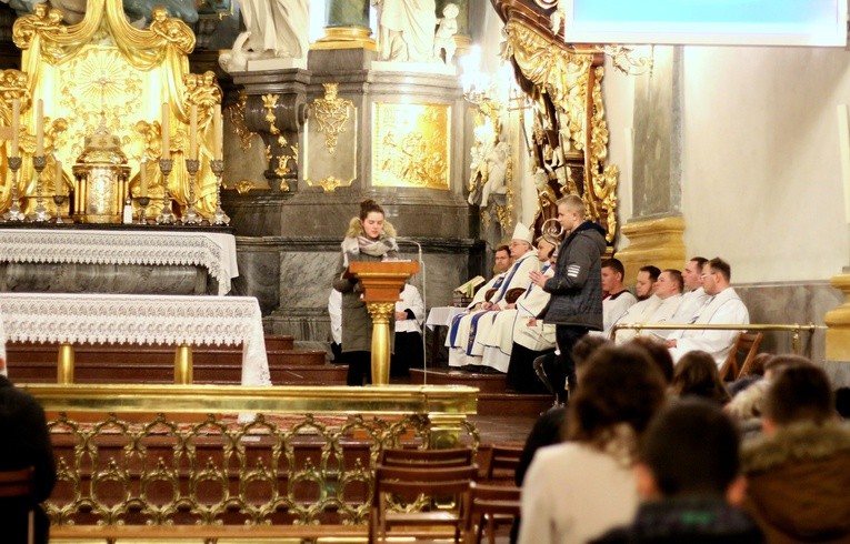 Czuwanie maturzystów