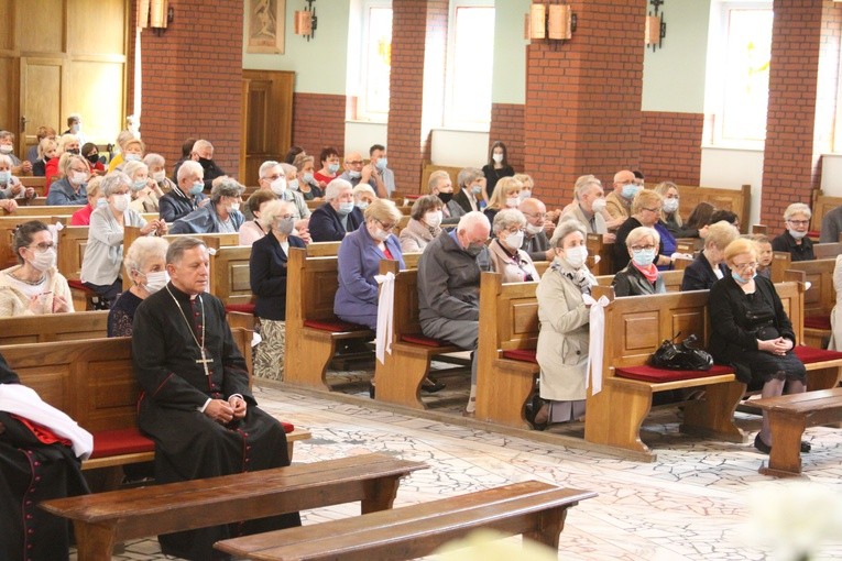 Abp Mieczysław Mokrzycki w Mławie. Cz. I