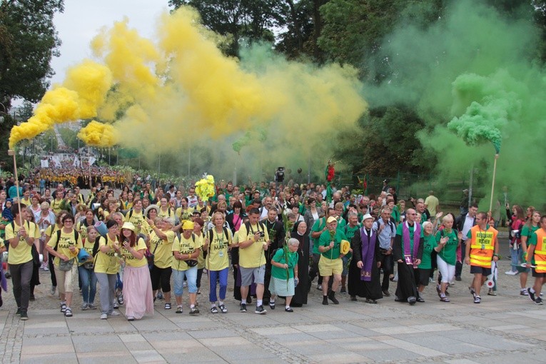 Pielgrzymka. Jasna Góra (część 1)