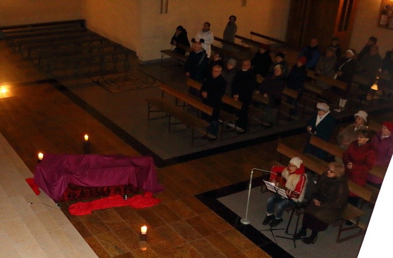 Nabożeństwo zasłonięcia krzyża