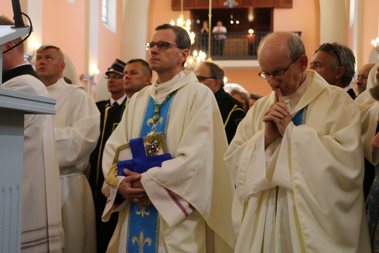 Koronacja w Smardzewie. Część I