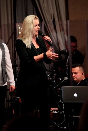 Gospel nad Jeziorakiem 