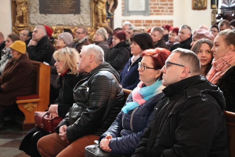 Teatr w pułtuskiej bazylice