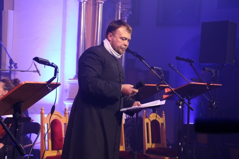 Czerwińsk. Oratorium "Matka z Czerwińskiego Wzgórza"