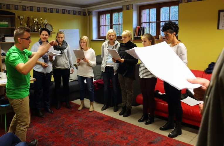 Pieśń nad pieśniami - próby chóru Alta Trinita