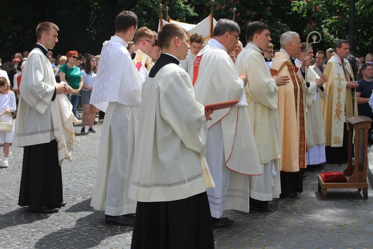 Płock. Boże Ciało w katedrze