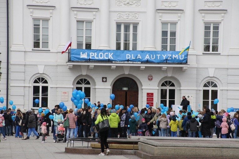 Płock. Obchody Dnia Świadomości Autyzmu