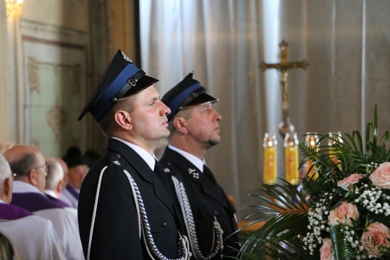 Lekowo. Pogrzeb ks. Tadeusza Janowskiego