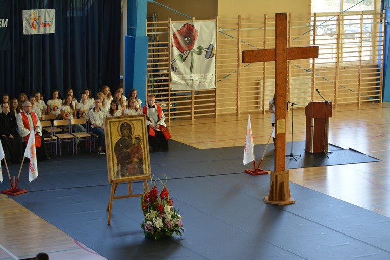 Znaki ŚDM w Makowie Mazowieckim