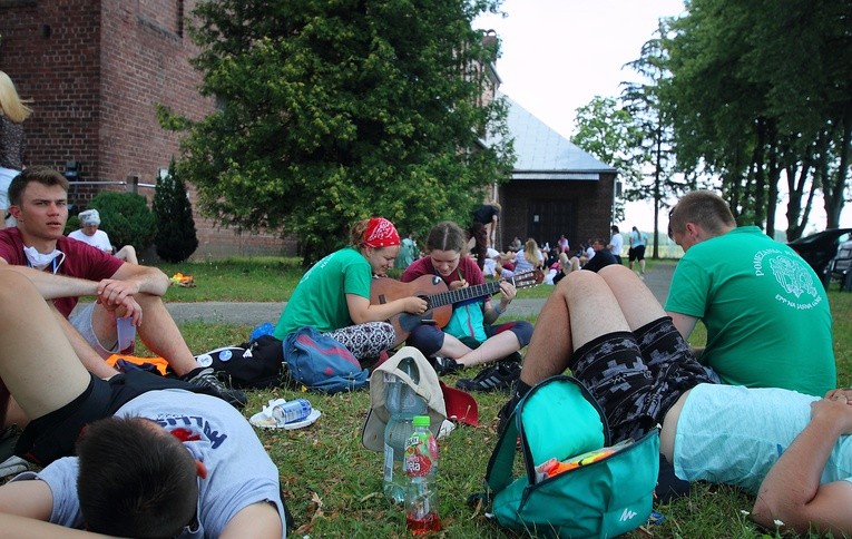 XXVIII EPP. Idąc do Matki Bożej 