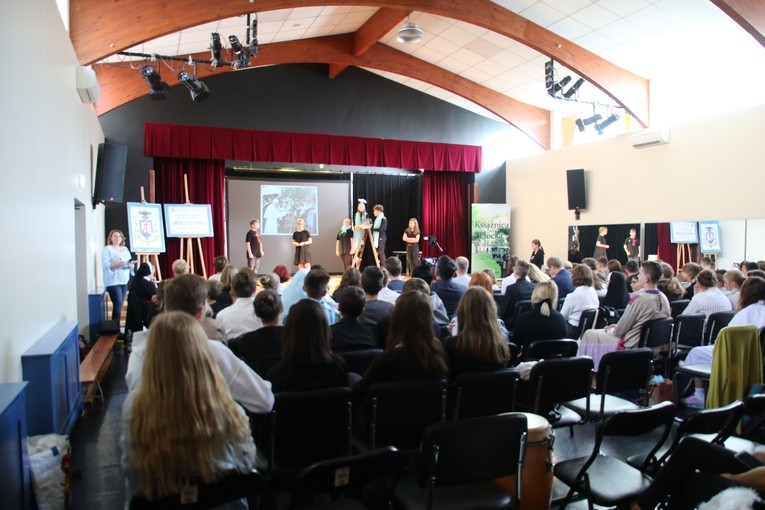 Płock. Przegląd etiud teatralnych o świętych i błogosławionych