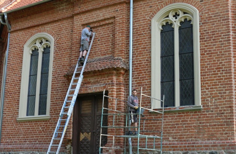Kościół w Kwitajnach - niedawno ruina, dziś perełka
