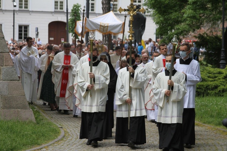 Płock. Boże Ciało w katedrze