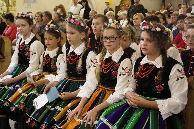 Poświęcenie prac remonotowo-budowlanych w kościele św. Anny w Kobylnikach 