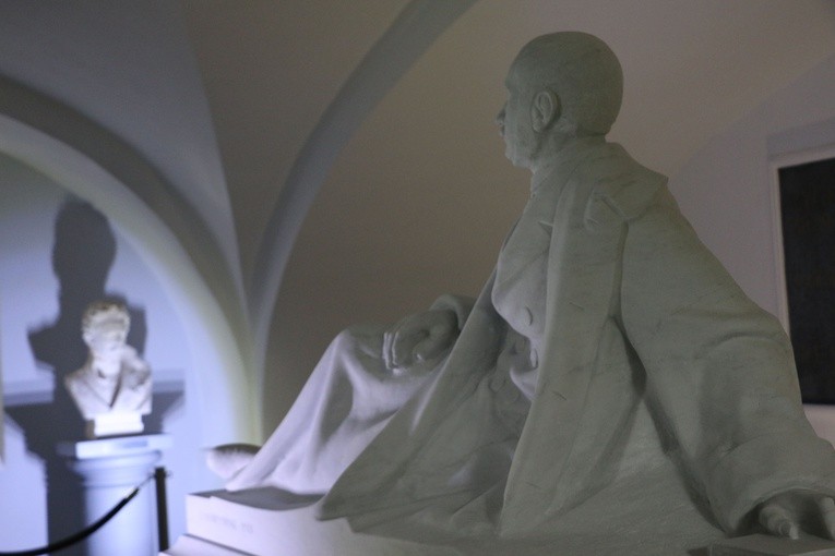 Odnowione krypty Krasińskich w Opinogórze