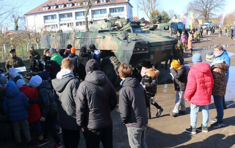 Pokaz sprzętu wojskowego w Sztutowie