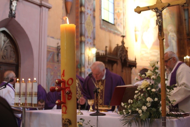 Pogrzeb ks. Adama Łacha - część I
