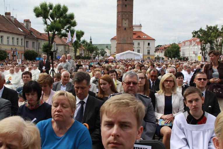 Pułtusk. Msza św. na rozpoczęcie nawiedzenia. Cz. 3