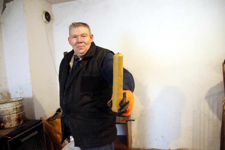 Stara Biała. Tradycja odlewania świec