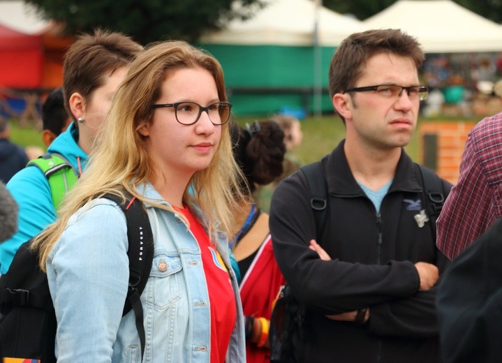 Uczestnicy ŚDM na oblężeniu Malborka