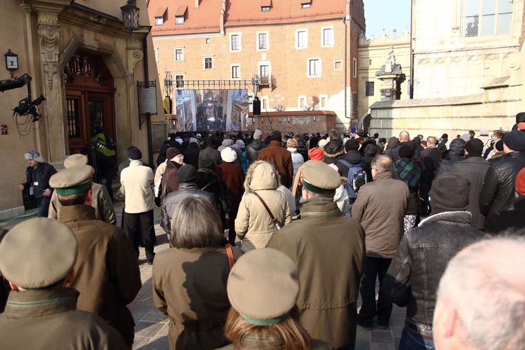 Ingres abp. Marka Jędraszewskiego do katedry na Wawelu