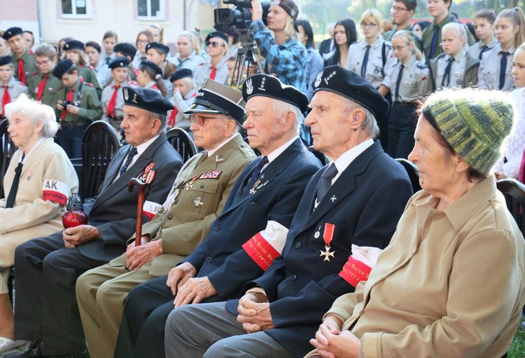 Odsłonięcie obelisku poświęconego Żołnierzom Wyklętym 