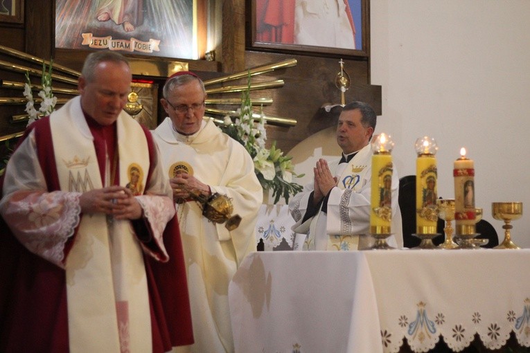 Gostynin. Nawiedzenie w parafii Miłosierdzia Bożego