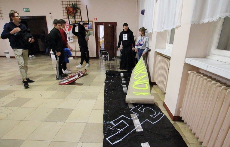 Przygotowania do rekolekcji dla młodzieży