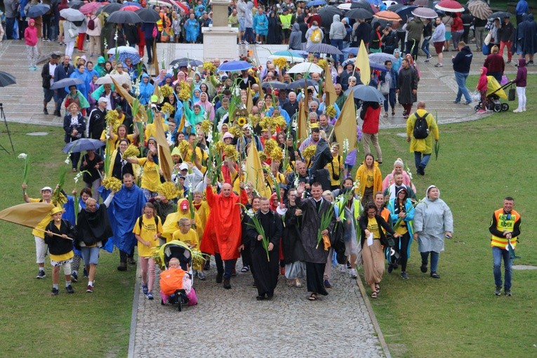 Pielgrzymka 2019. Wejście na Jasną Górę - część I