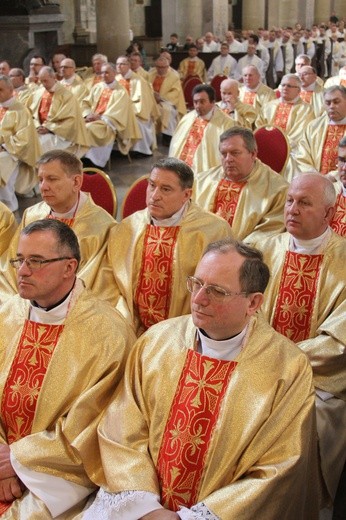 Msza krzyżma cz. 1
