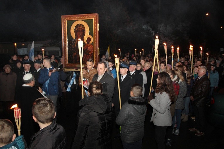 Strzegocin. Nawiedzenie w parafii Matki Bożej Szkaplerznej
