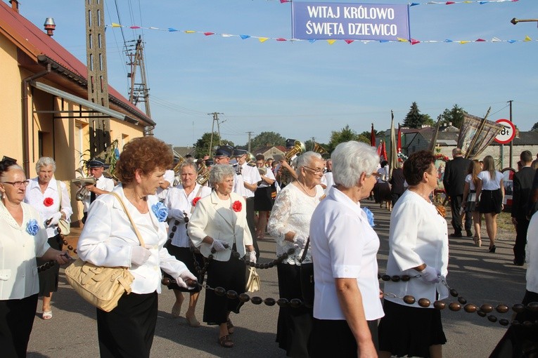 Krajkowo. Nawiedzenie w parafii Trójcy Świętej