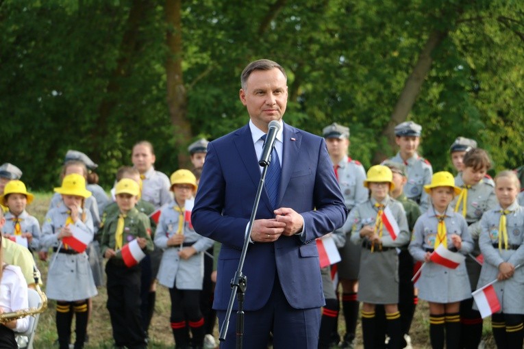 W czasie kończącej się kadencji prezydent Andrzej Duda kilkukrotnie odwiedził nasz region, m.in. w czerwcu 2018 r. Maków Mazowiecki.